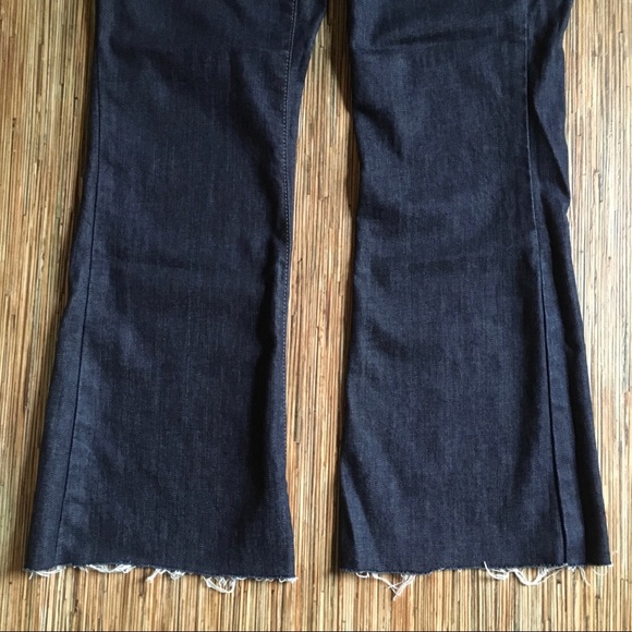 Calvin Klein Jeans Cut-offs Dark Wash Womens 29/8 - Picture 11 of 16